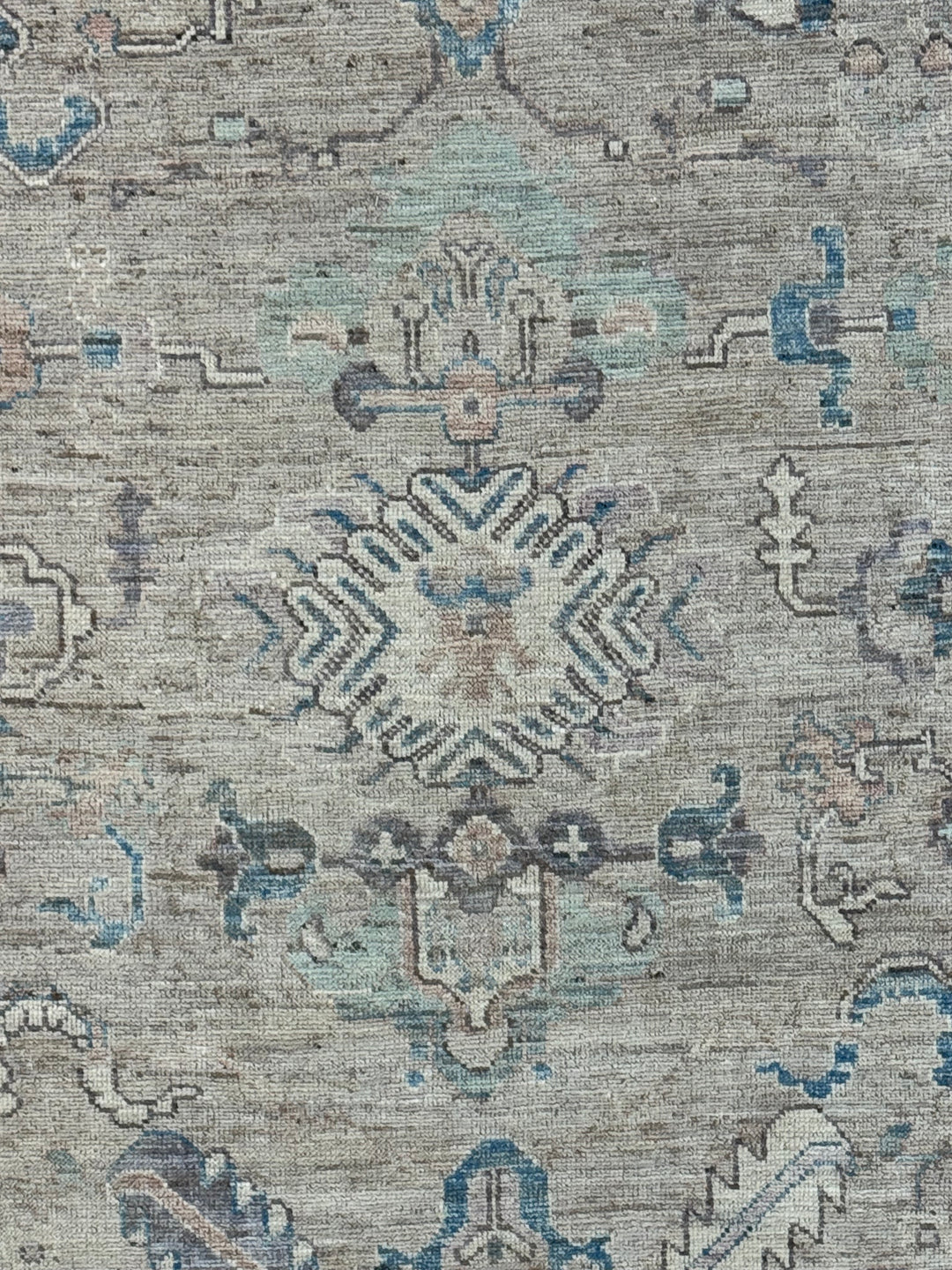 Soft Gray &amp; Blue Floral Oushak Style Area Rug – 8’3” x 9’10”