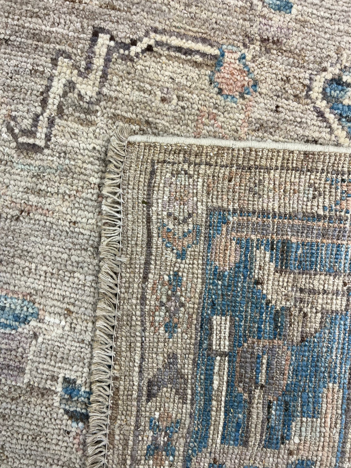 Soft Gray &amp; Blue Floral Oushak Style Area Rug – 8’3” x 9’10”