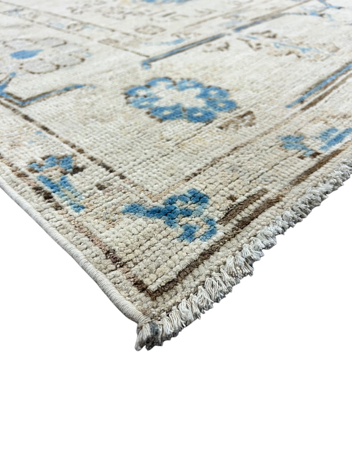 Ivory, Soft Gray &amp; Blue Floral Oushak Style Area Rug – 8’2” x 9’10”