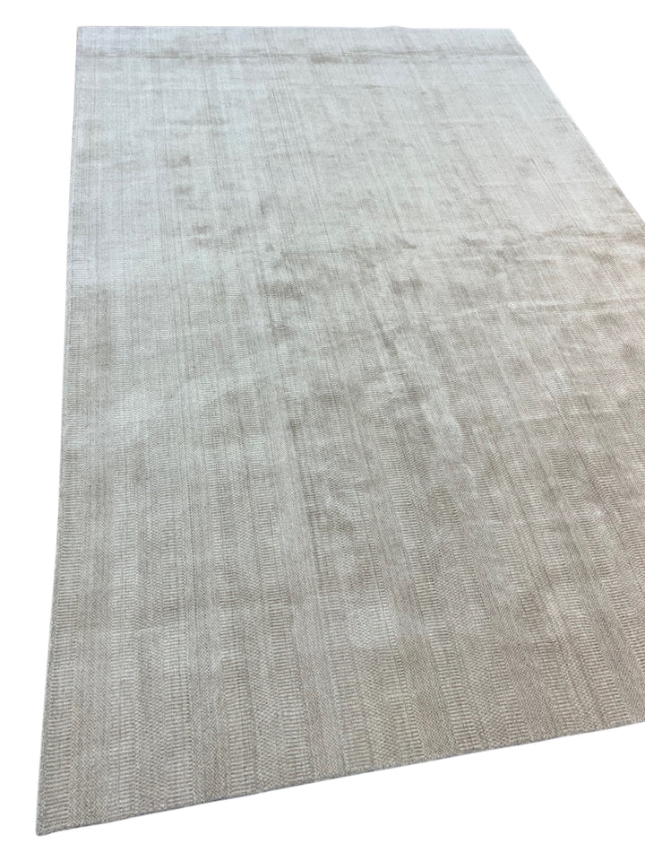 Silver Gray &amp; Taupe Textured Modern Area Rug – 8’8” x 13’0”