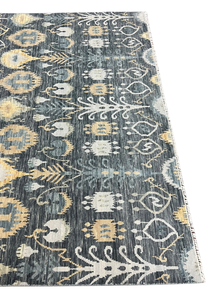 Charcoal Gray, Ivory &amp; Gold Geometric Area Rug – 9’0” x 12’2”