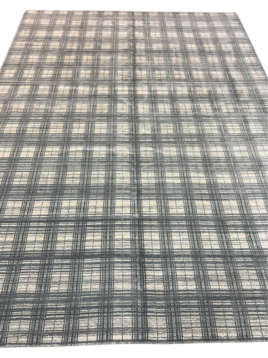 Ivory &amp; Charcoal Gray Plaid Grid Area Rug – 9’0” x 12’0”