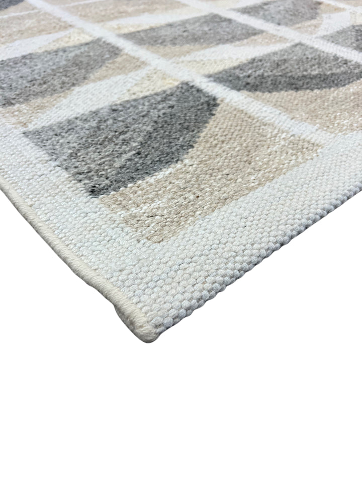 Charcoal Gray, Taupe &amp; Ivory Geometric Flatweave Wool Area Rug – 9’0” x 12’0”