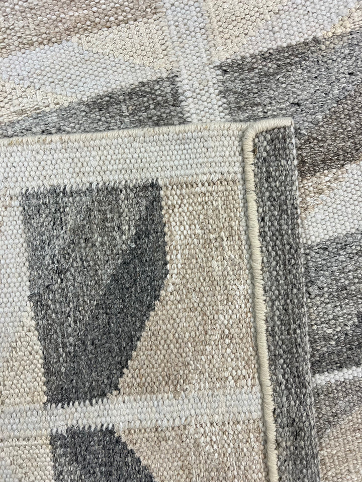 Charcoal Gray, Taupe &amp; Ivory Geometric Flatweave Wool Area Rug – 9’0” x 12’0”
