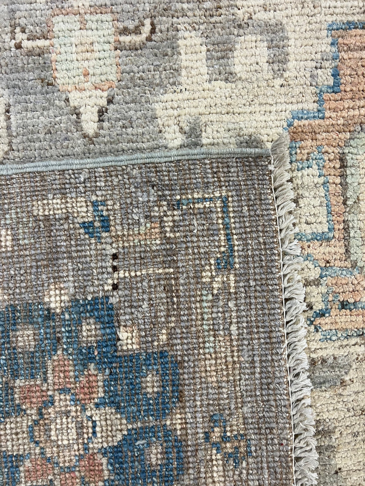 Ivory, Teal &amp; Blue Floral Area Rug – 9’4” x 12’2”