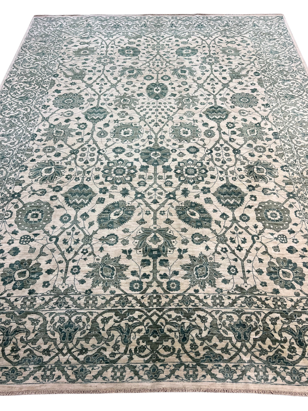 Ivory &amp; Deep Green Floral Area Rug – 9’0” x 12’2”