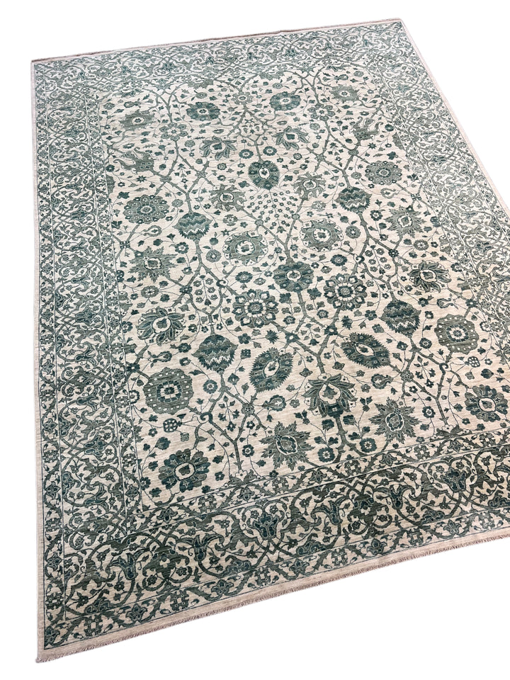 Ivory &amp; Deep Green Floral Area Rug – 9’0” x 12’2”