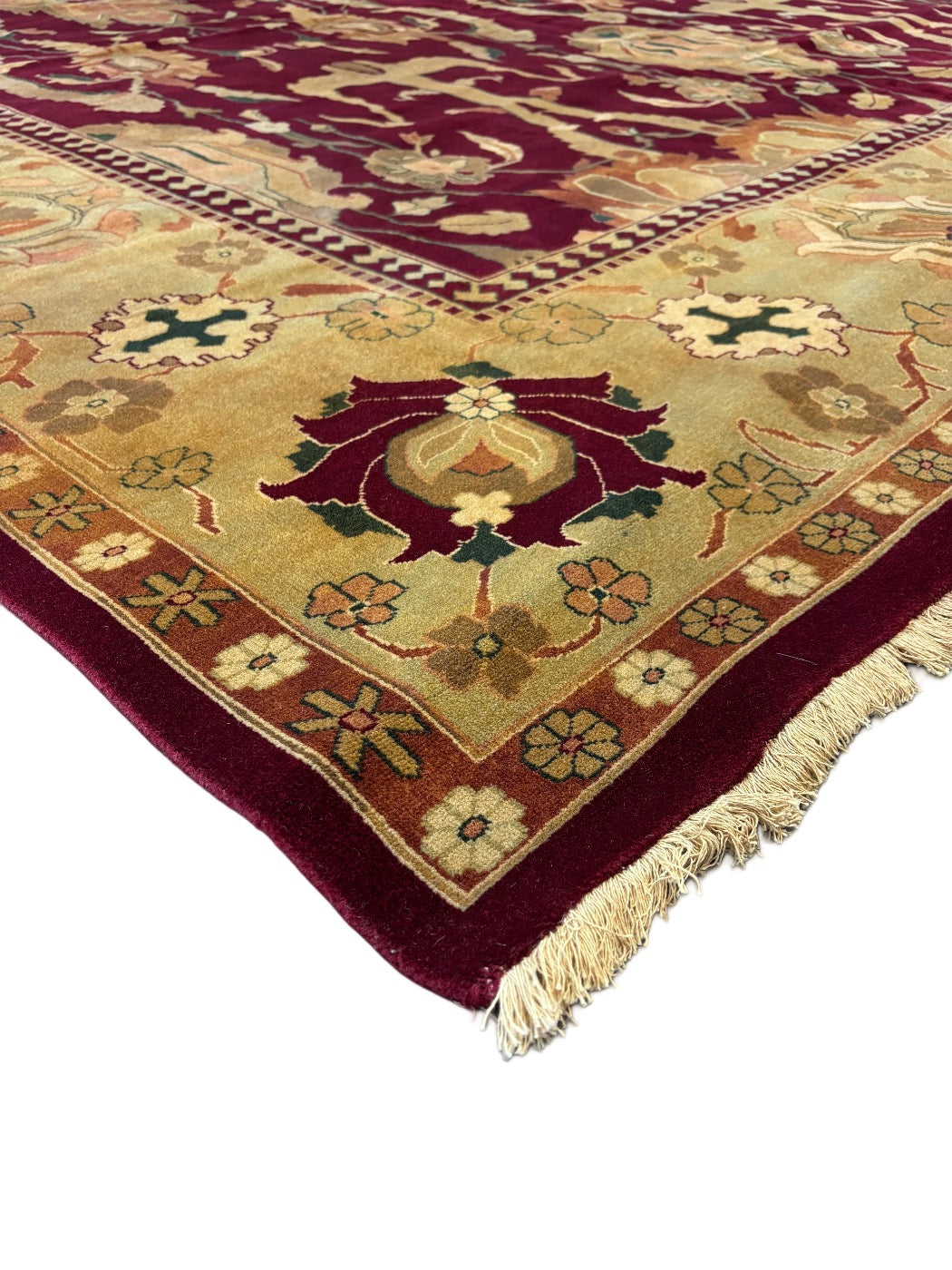 Burgundy Palace Traditional Wool Rug – 9’10” x 13’8”
