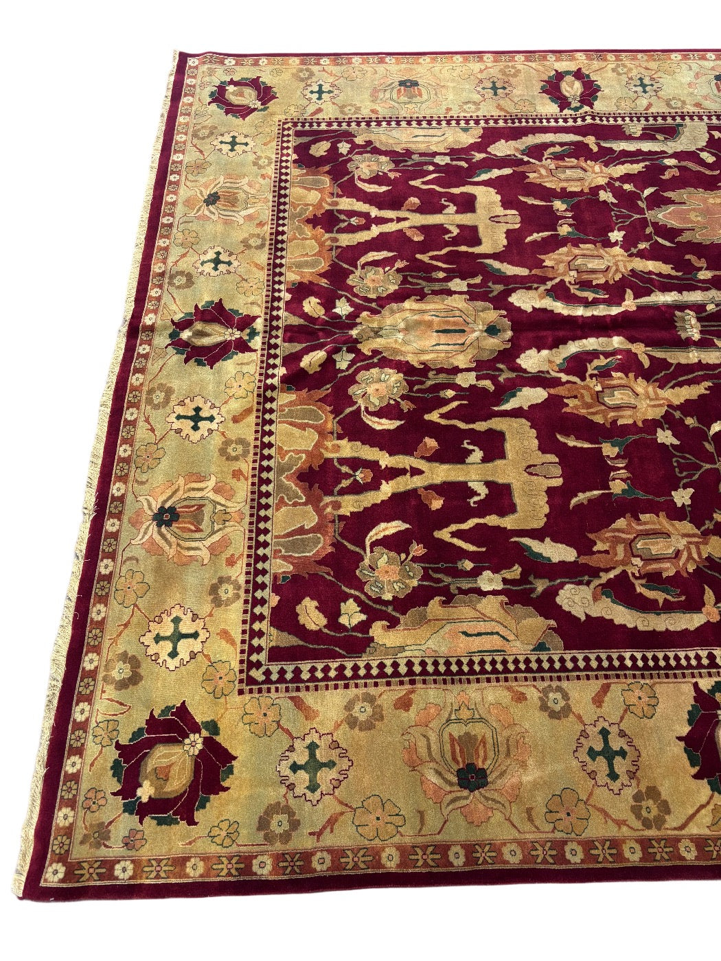 Burgundy Palace Traditional Wool Rug – 9’10” x 13’8”