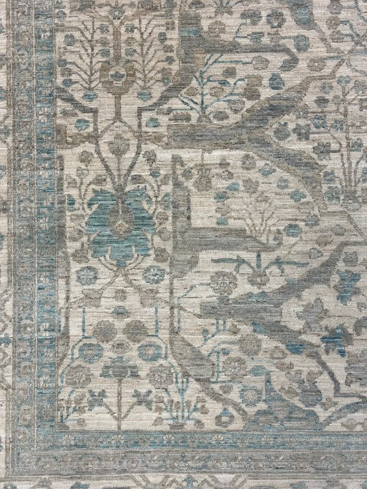 Ivory, Soft Grey &amp; Blue Floral Area Rug – 9’2” x 11’10”