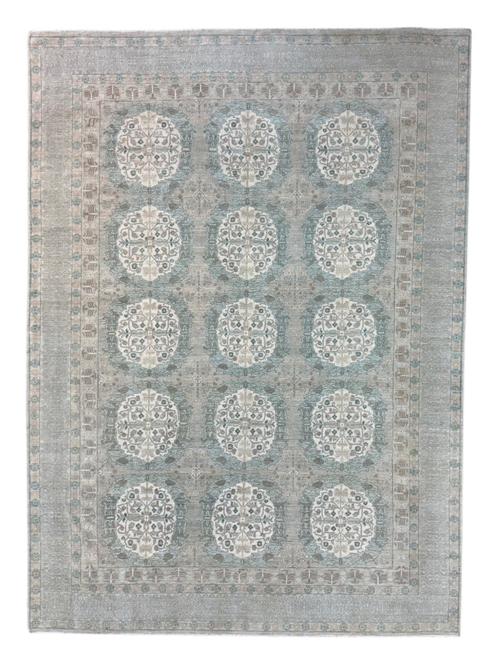 Soft Grey, Ivory &amp; Teal Medallion Area Rug – 8’10” x 12’2”