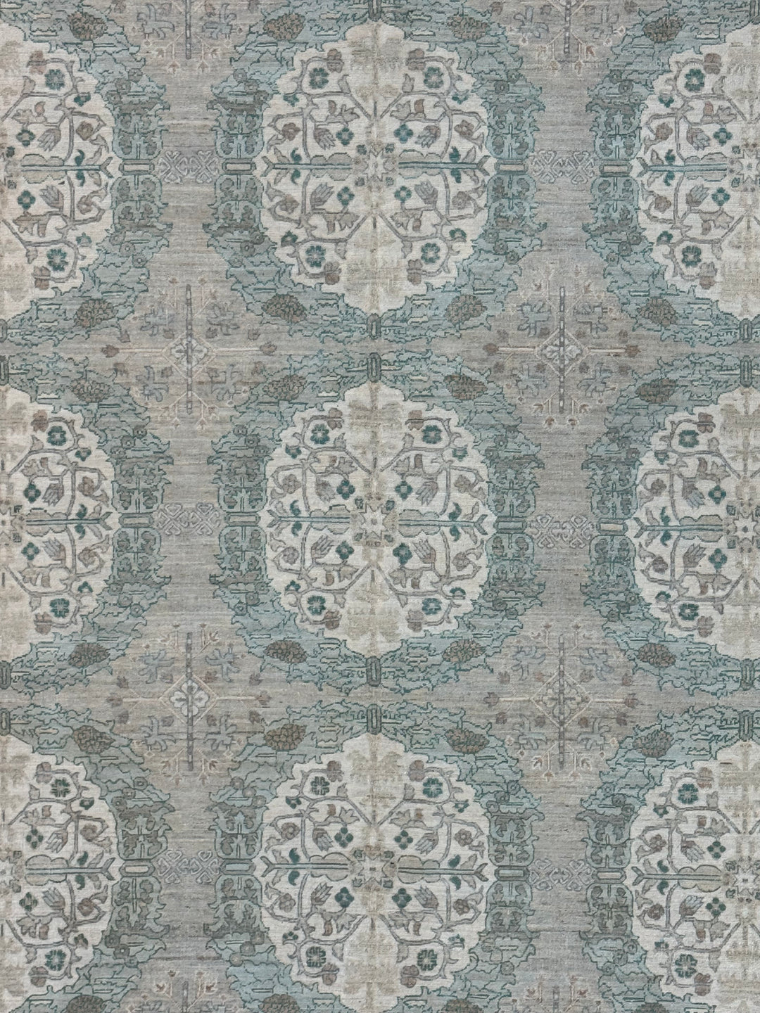 Soft Grey, Ivory &amp; Teal Medallion Area Rug – 8’10” x 12’2”