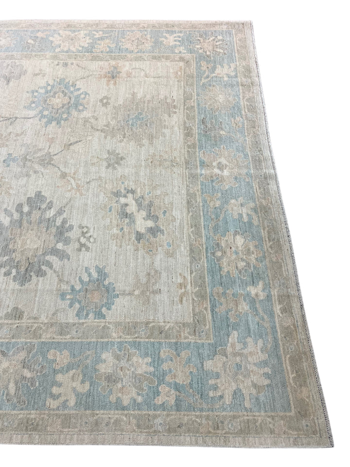 Ivory, Soft Blue &amp; Taupe Oushak Style Area Rug – 8’10” x 11’8”