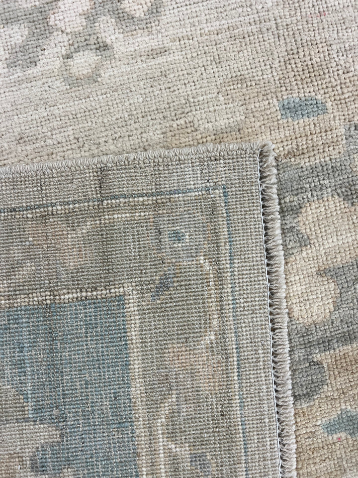 Ivory, Soft Blue &amp; Taupe Oushak Style Area Rug – 8’10” x 11’8”