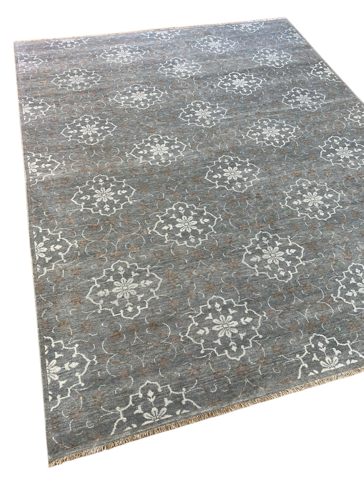 Grey Blue, Ivory &amp; Taupe Transitional Floral Area Rug – 8’1” x 10’1”