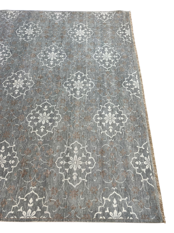 Grey Blue, Ivory &amp; Taupe Transitional Floral Area Rug – 8’1” x 10’1”