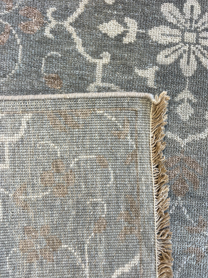 Grey Blue, Ivory &amp; Taupe Transitional Floral Area Rug – 8’1” x 10’1”