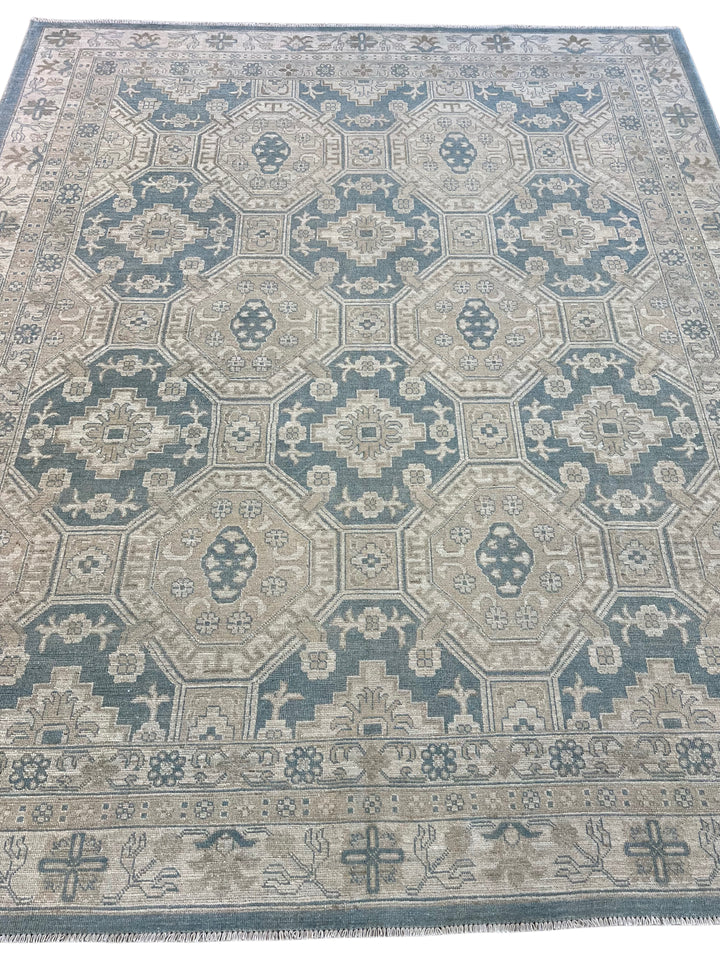 Soft Blue &amp; Taupe Geometric Medallion Area Rug – 8’2” x 9’11”