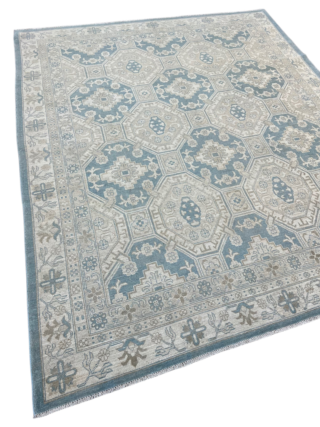 Soft Blue &amp; Taupe Geometric Medallion Area Rug – 8’2” x 9’11”