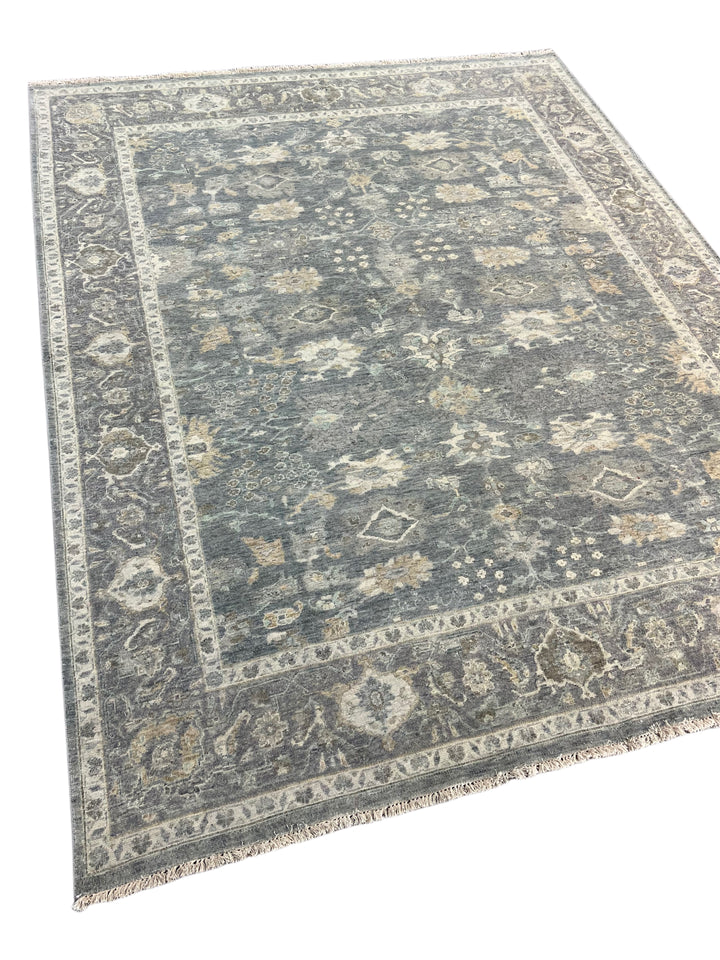 Beige &amp; Blue Antique-Looking Low-Pile Wool Area Rug – 7’8” x 9’7”