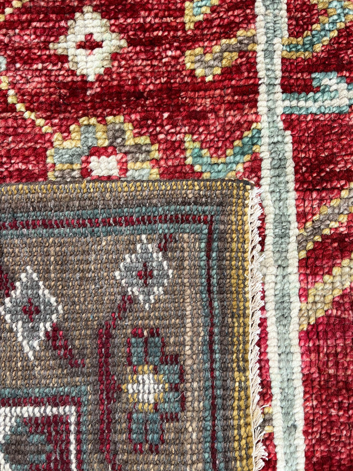 Rich Red &amp; Soft Blue Floral Geometric Area Rug – 7’9” x 10’0”