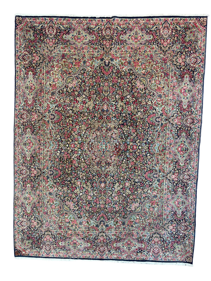 Floral Medallion Design Kerman Style Wool Rug – 9’9” x 12’10”