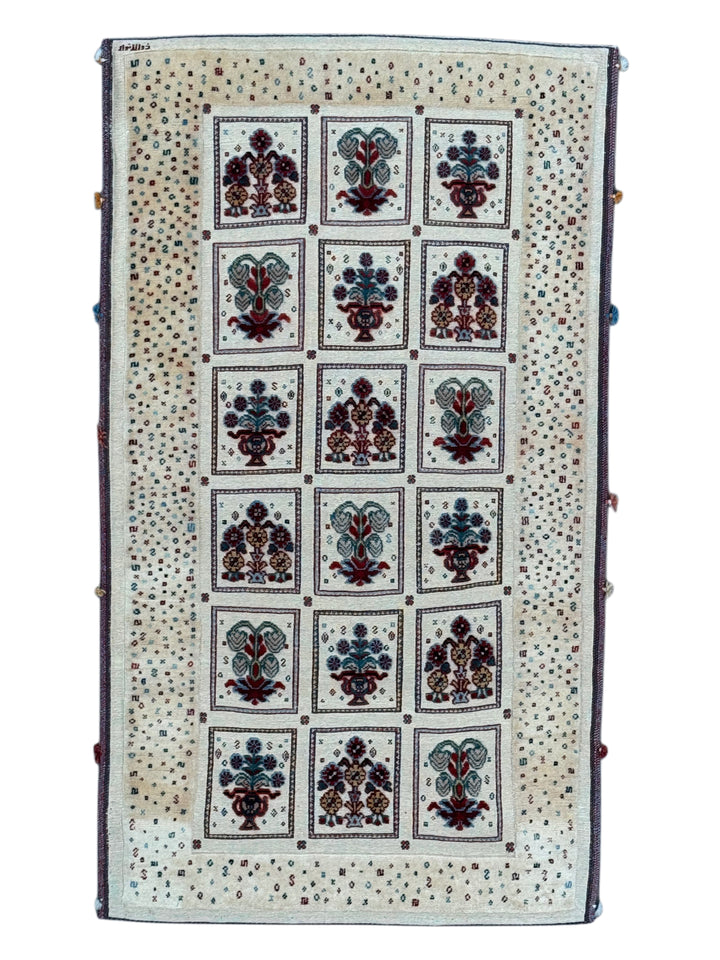 Ivory, Burgundy &amp; Blue Vintage Garden Panel Rug – 2’11” x 5’1”
