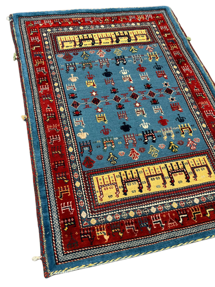 Blue &amp; Red Vintage Animal Motif Rug – 2’9” x 3’10”
