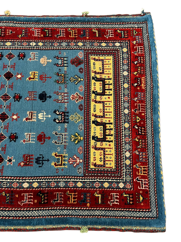 Blue &amp; Red Vintage Animal Motif Rug – 2’9” x 3’10”