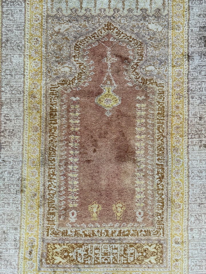 Blush, Champagne &amp; Ivory Vintage Turkish Silk Rug – Circa 1970 – 3’0” x 4’7”