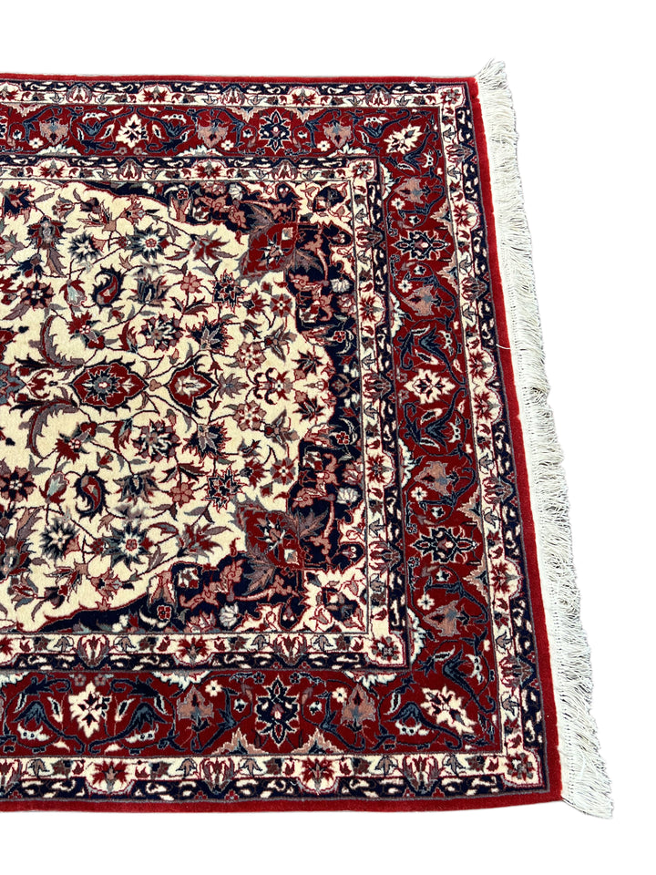 Burgundy &amp; Ivory Vintage Chinese Tabriz Style Rug – Circa 1980 – 3’1” x 5’1”