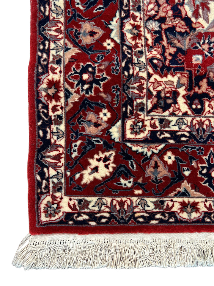Burgundy &amp; Ivory Vintage Chinese Tabriz Style Rug – Circa 1980 – 3’1” x 5’1”