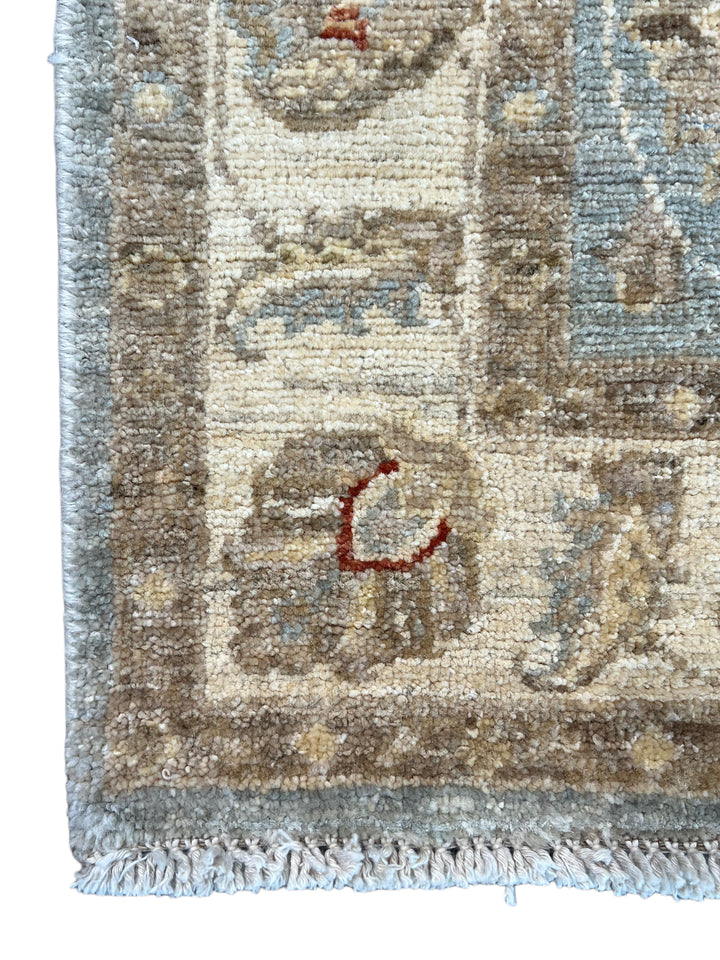 Soft Blue, Ivory &amp; Taupe Indian Agra Style Rug – 2’6” x 4’0”