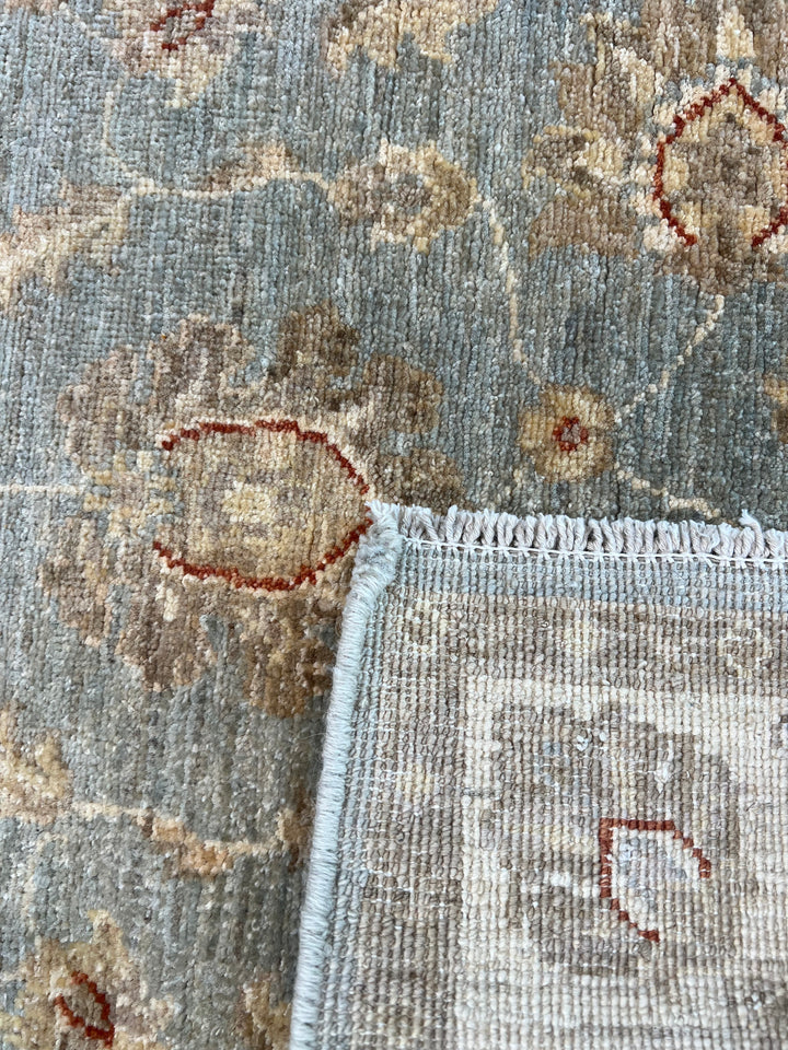 Soft Blue, Ivory &amp; Taupe Indian Agra Style Rug – 2’6” x 4’0”