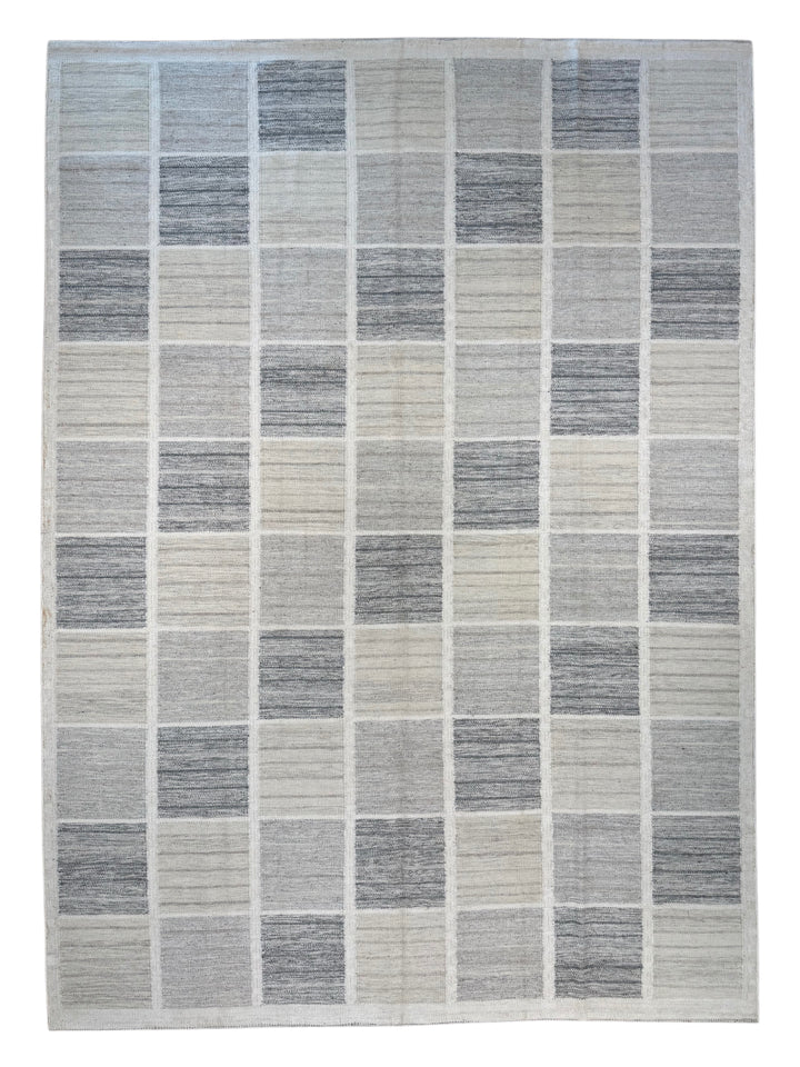 Ivory &amp; Gray Geometric Checkered Wool Flatweave Rug – 10’0” x 13’10”
