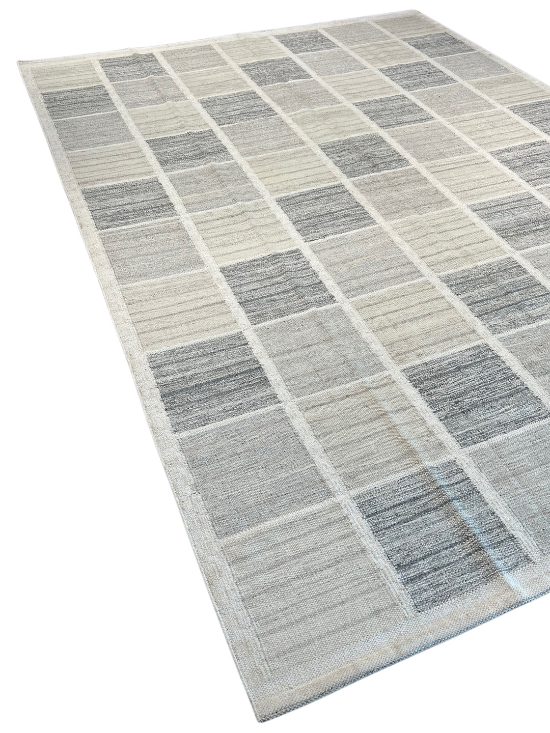 Ivory &amp; Gray Geometric Checkered Wool Flatweave Rug – 10’0” x 13’10”