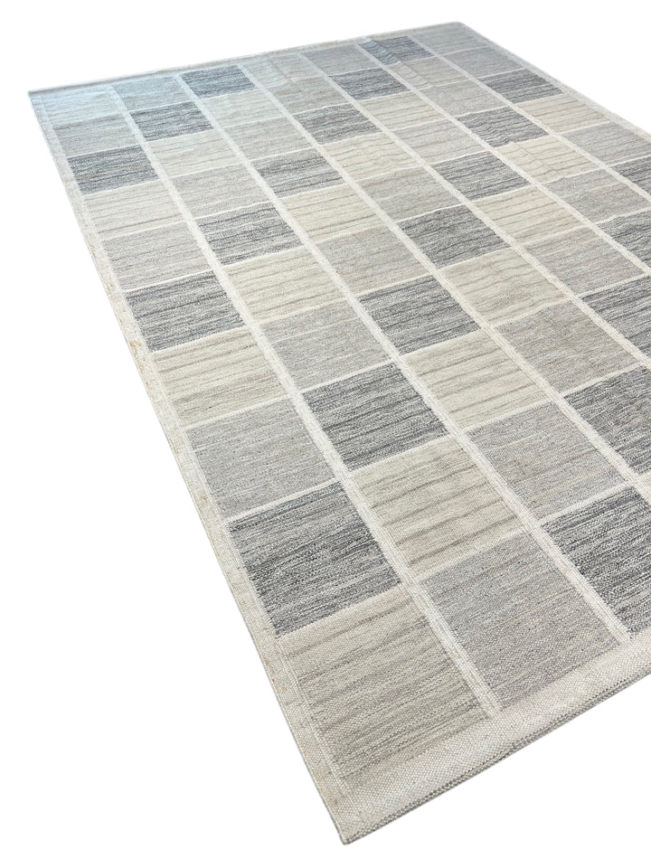 Ivory &amp; Gray Geometric Checkered Wool Flatweave Rug – 10’0” x 13’10”