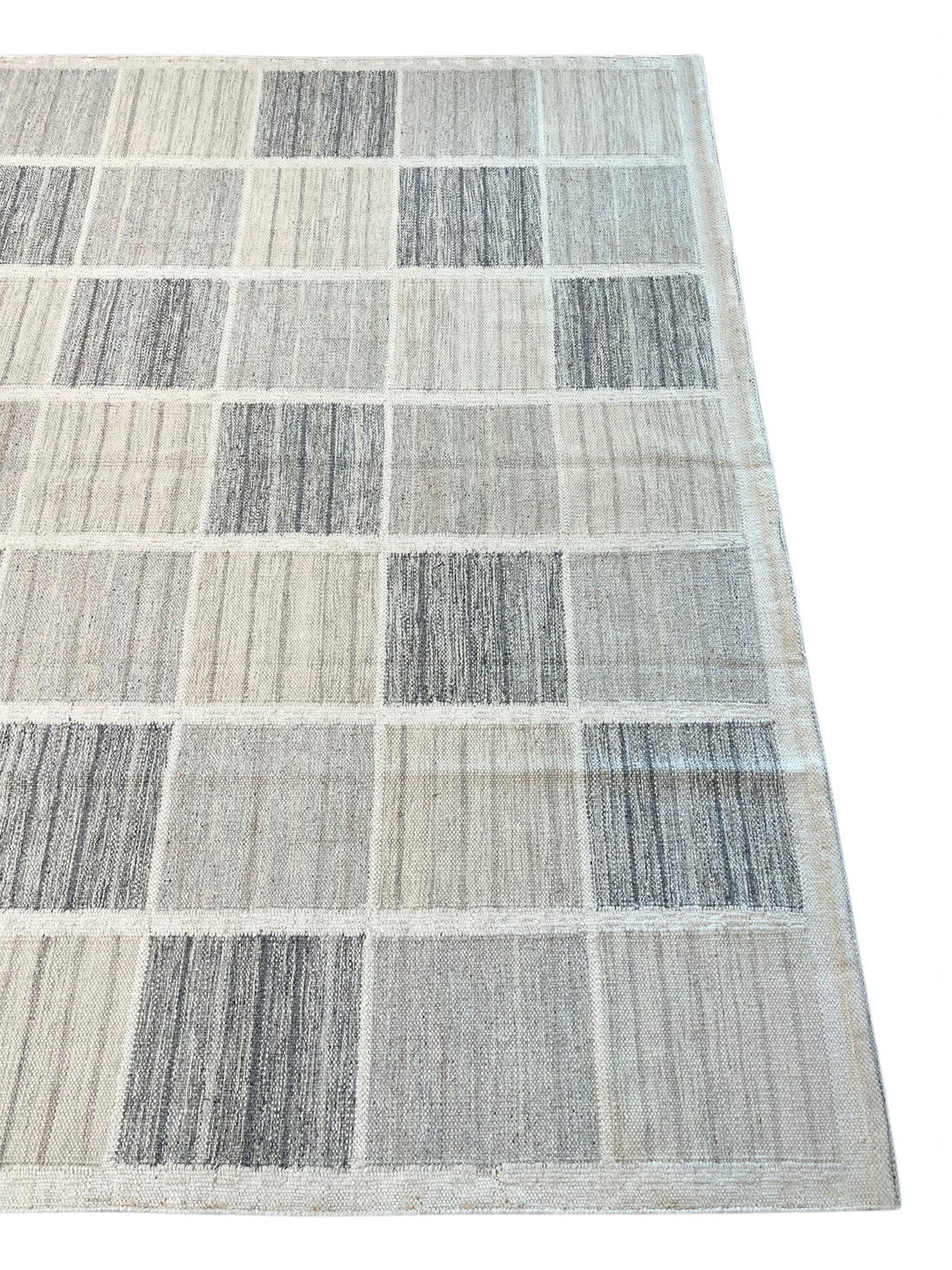 Ivory &amp; Gray Geometric Checkered Wool Flatweave Rug – 10’0” x 13’10”