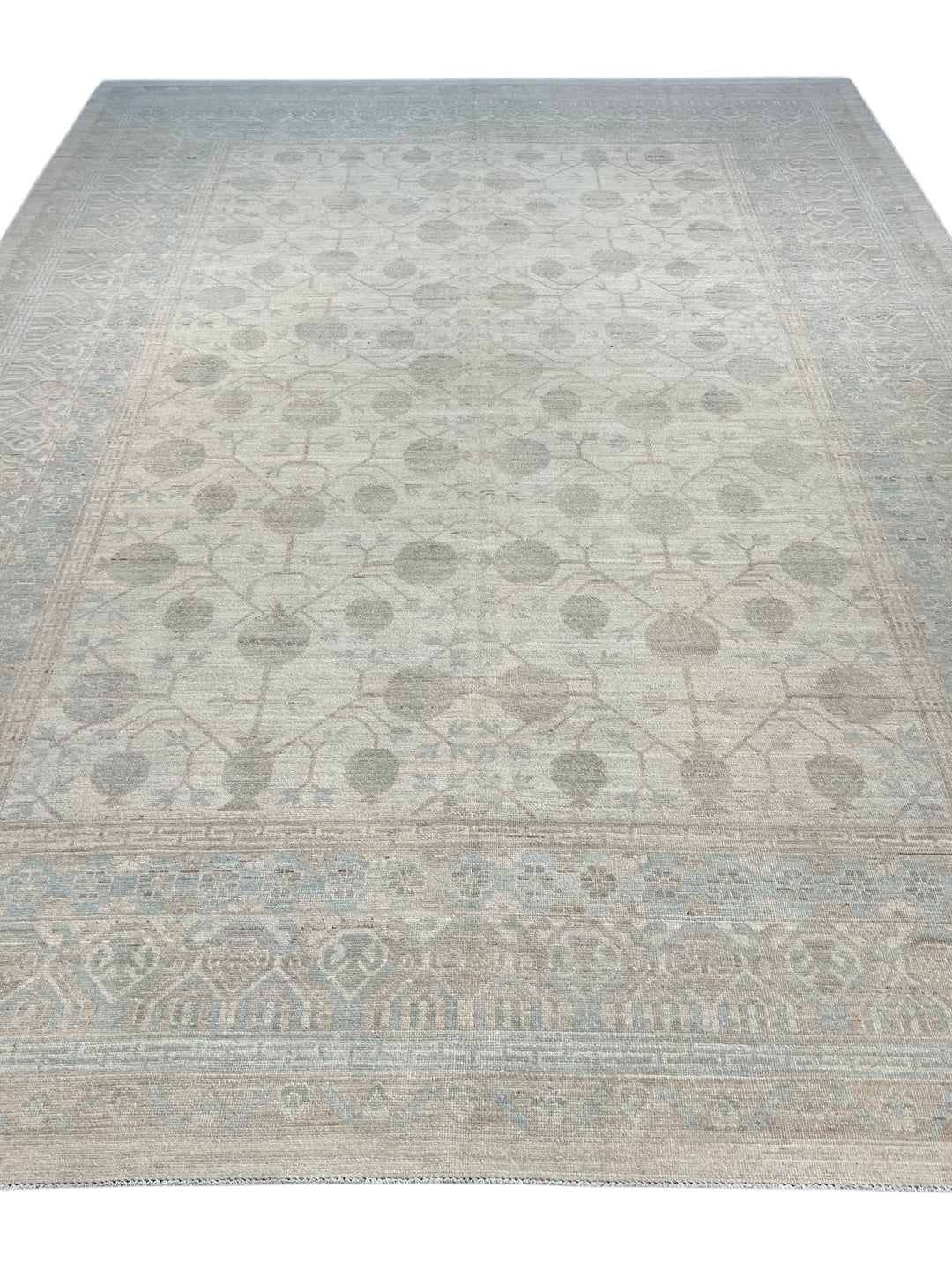 Ivory, Taupe &amp; Pale Blue Antique-Inspired Low Pile Rug – 10’3” x 14’