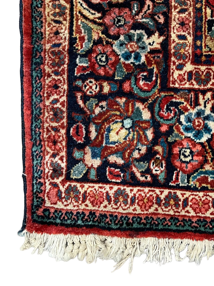 Brick Red &amp; Navy Antique Sarouk Medallion Rug – Circa 1930 – 4’2” x 6’7”
