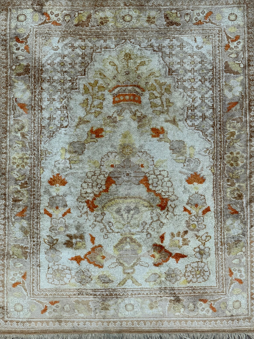 Ivory &amp; Silver Turkish Silk Floral Rug – 2’5” x 3’1”