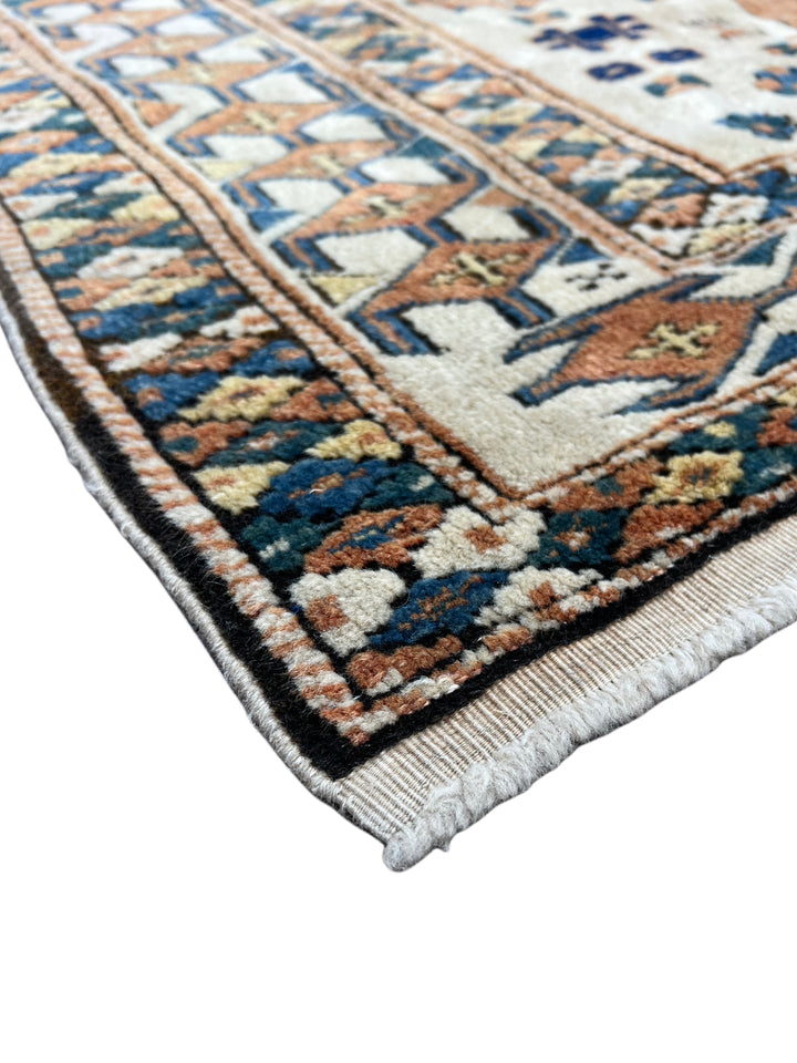 Ivory, Rust &amp; Navy Armenian Caucasian Rug – 4’11” x 6’7”