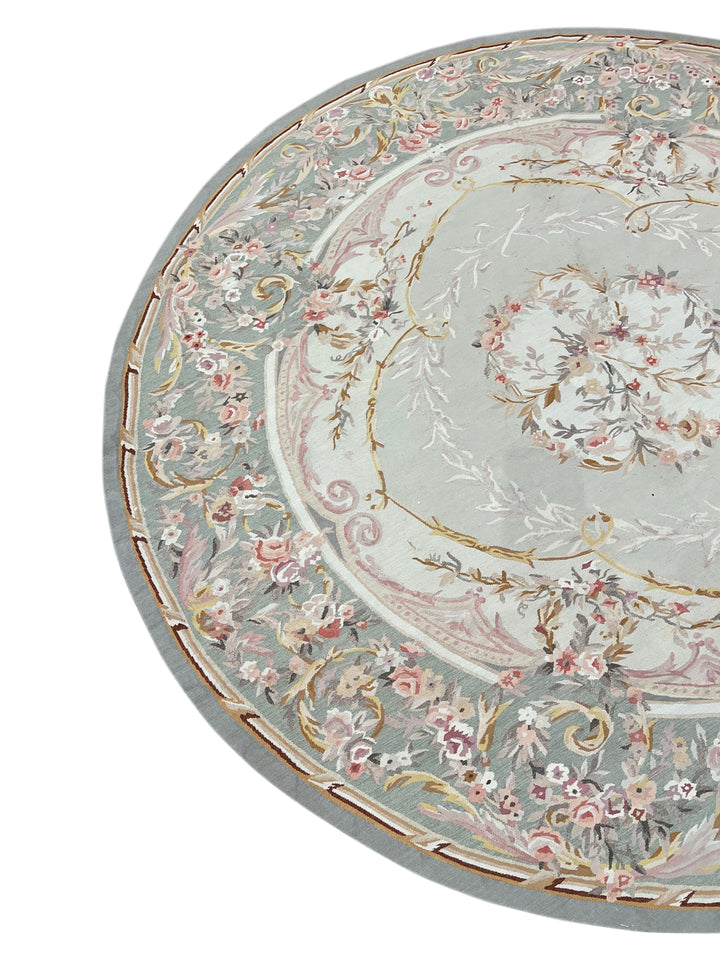 Soft Blue &amp; Blush Floral Aubusson Round Rug – 6’10” x 7’2”