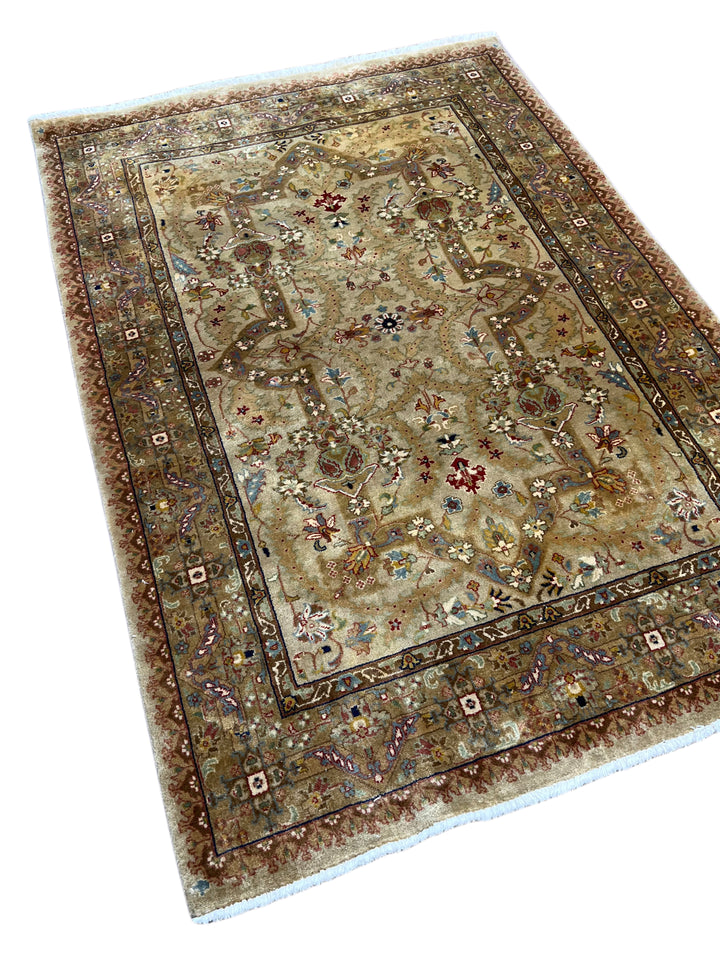 Olive Green &amp; Beige Floral Indian Tabriz Rug – 4’1” x 5’11”