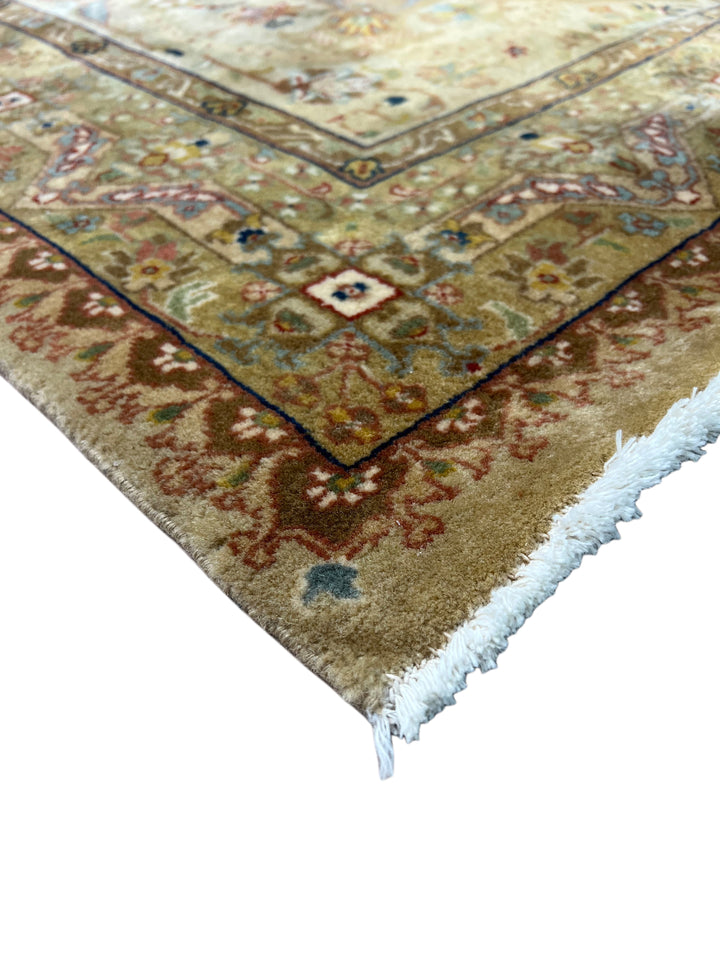 Olive Green &amp; Beige Floral Indian Tabriz Rug – 4’1” x 5’11”