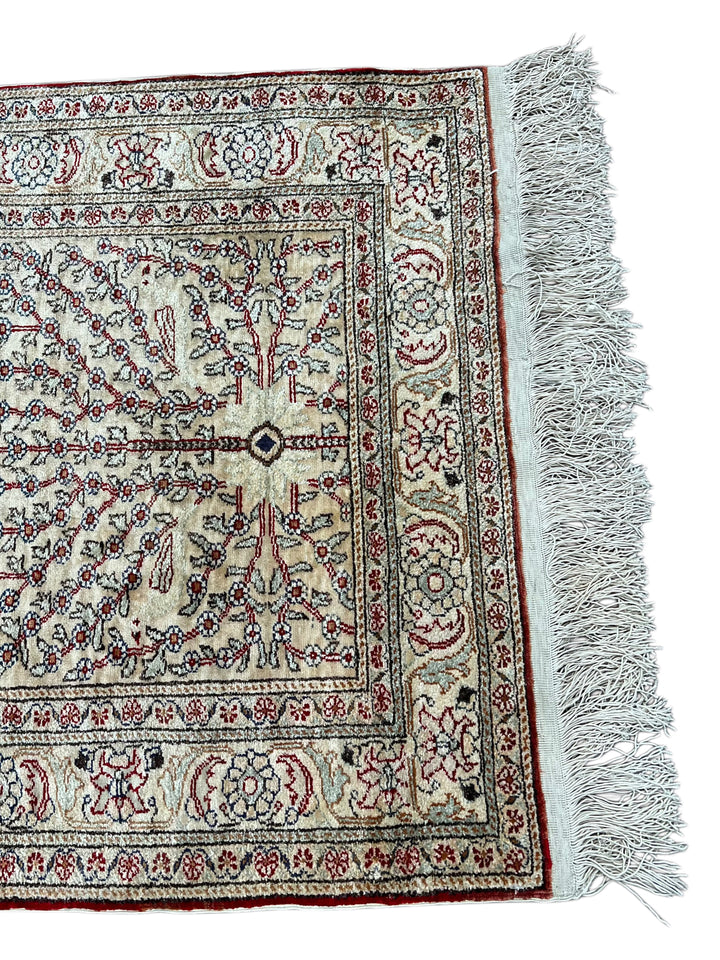 Ivory &amp; Red Tree of Life Turkish Silk Rug – 2’3” x 3’5”