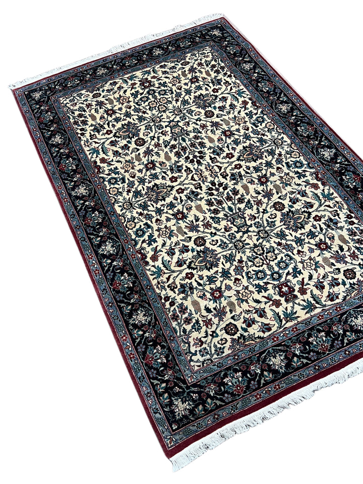 Ivory &amp; Navy Floral Tabriz Style Rug – 4’1” x 6’2”
