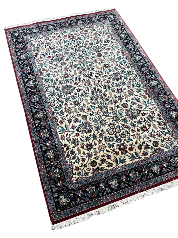 Ivory &amp; Navy Floral Tabriz Style Rug – 4’1” x 6’2”