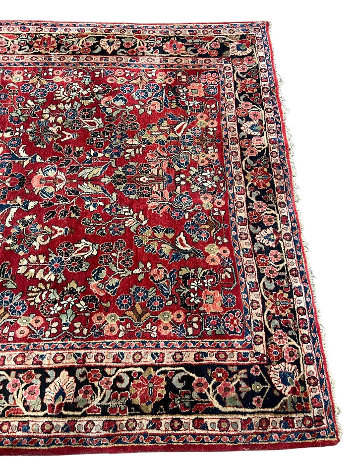 Red &amp; Navy Floral Sarouk Style Rug – 6’5” x 9’0”