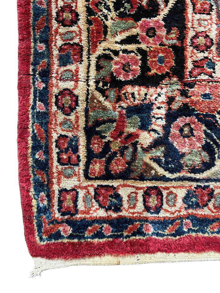 Red &amp; Navy Floral Sarouk Style Rug – 6’5” x 9’0”